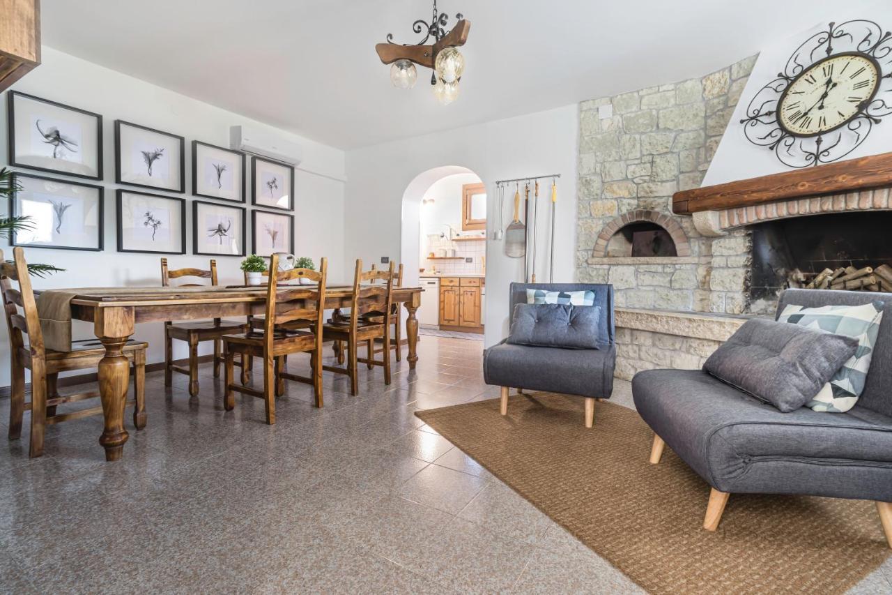 Wanderlust Apt In Villa Con Piscina - 45 Min Venezia - Zona Unesco San Pietro Di Feletto Dış mekan fotoğraf